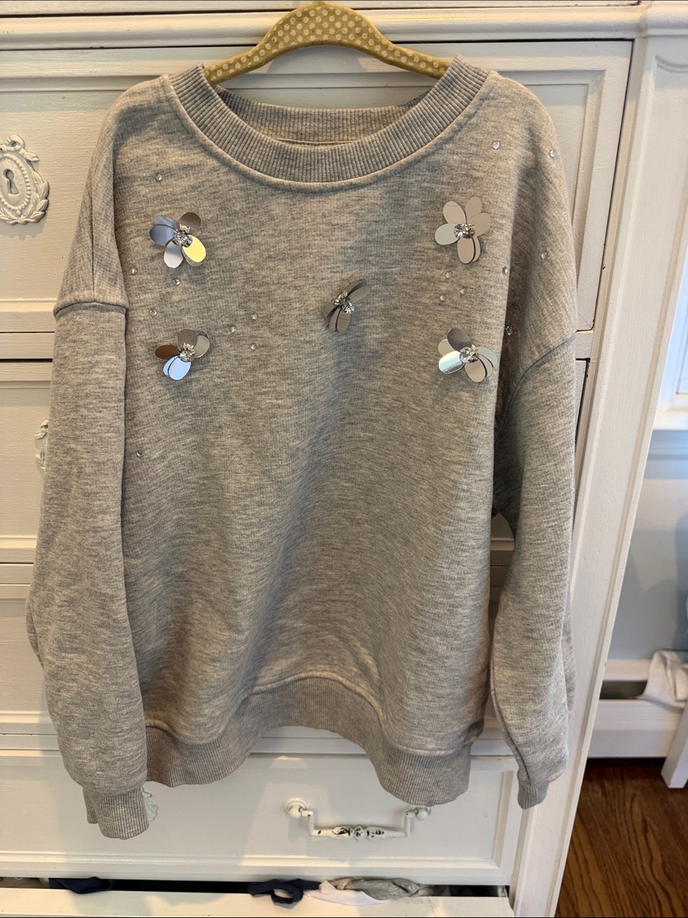 Grey Embellished Floral Sequin Sweatshirt